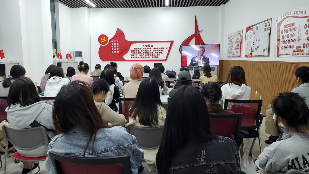 线上百家乐