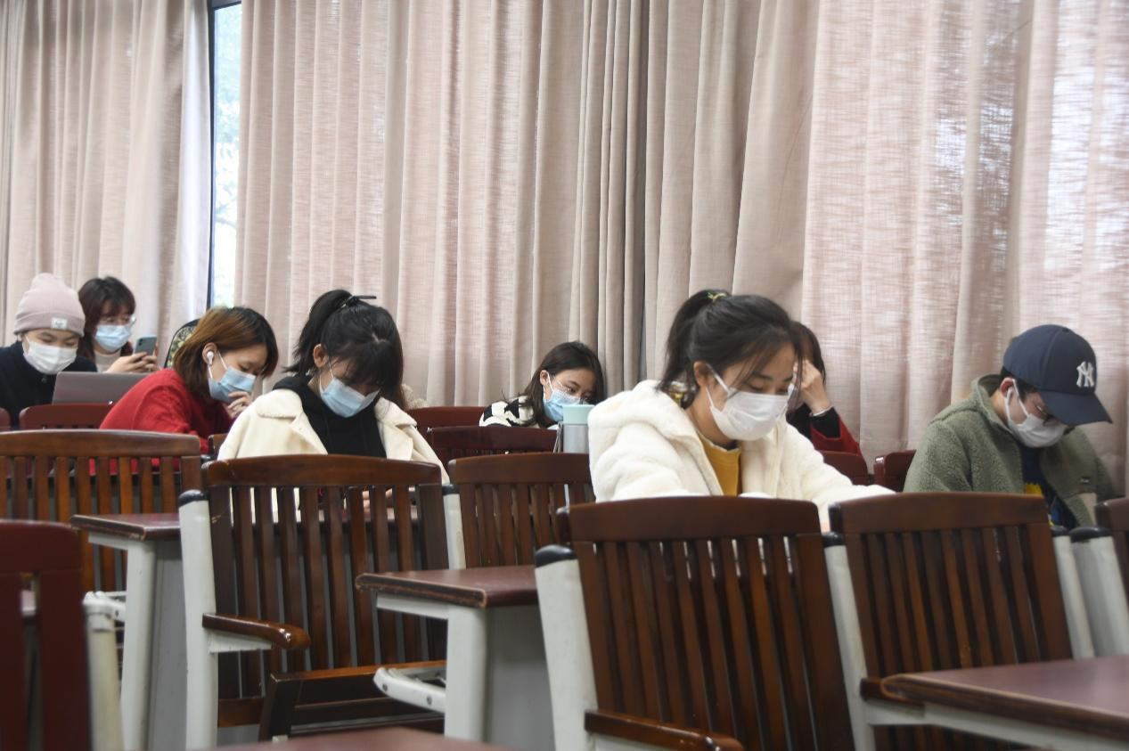 线上百家乐