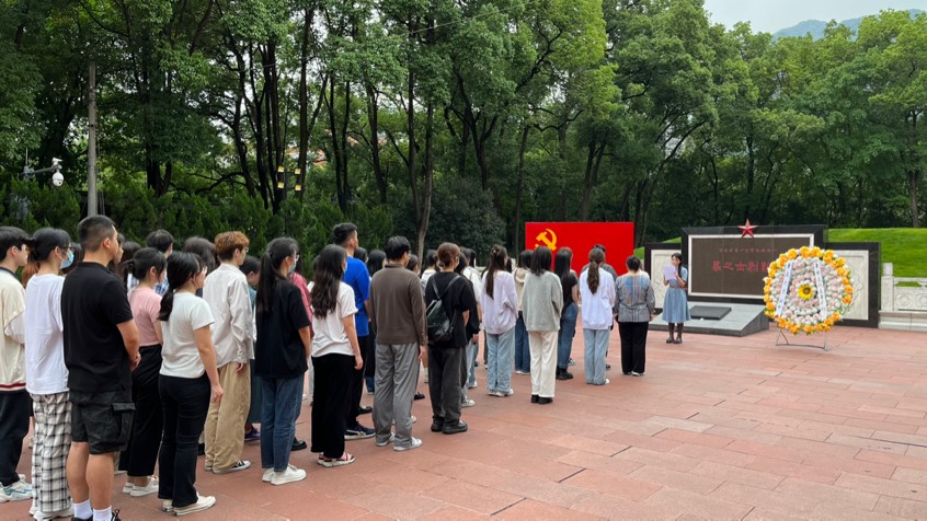 线上百家乐