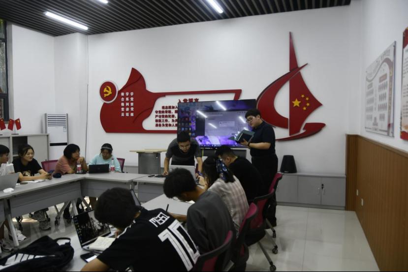线上百家乐