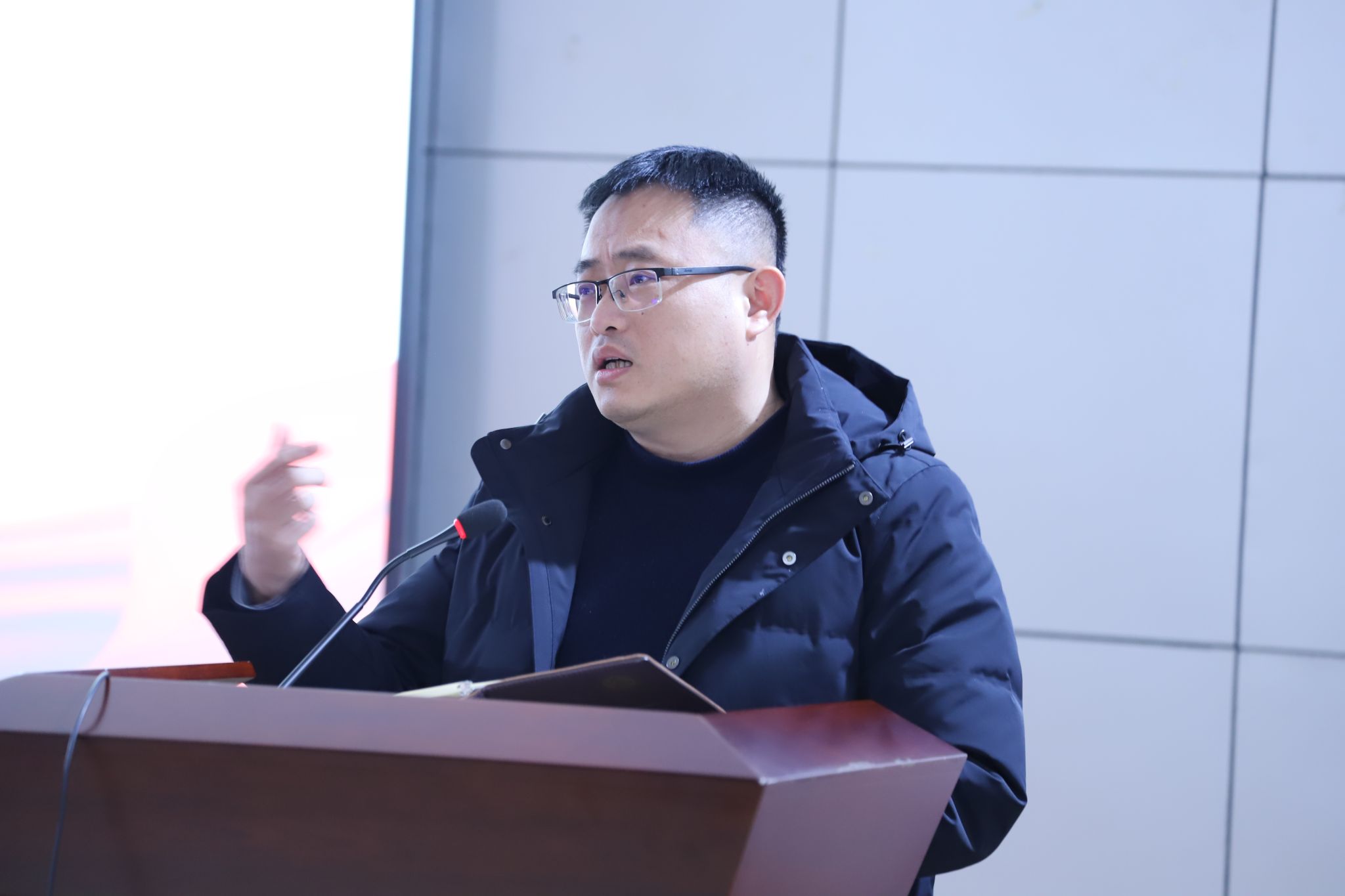 线上百家乐