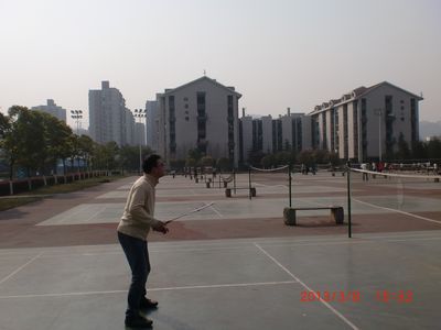 庆快乐节日，强团队体魄——百家乐在线游戏
学生工作办公室第一届羽毛球赛顺利举行